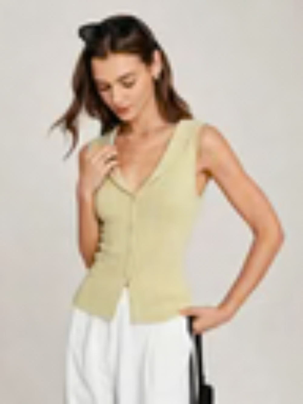 RIHOAS Yellow Contrasting Button Knit Tank Top OS